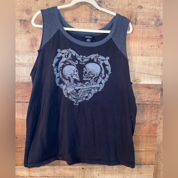 Torrid skull lovers sleeveless Tank Top - Picture 1 of 2